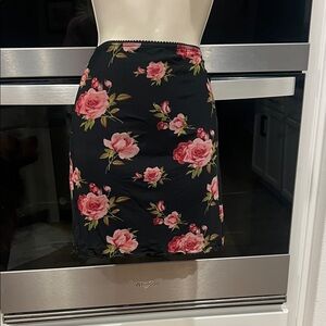 Forever 21 Black and Pink Floral Pencil Skirt